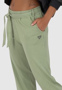 alife & kickin ALICE - Pantalon classique - dust