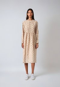Noa Noa FRANKA - Haljina-majica - print offwhite rose