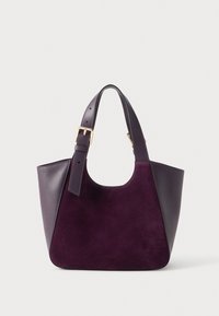 Избран, berry