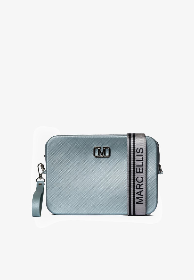 Borsa a tracolla azzurro chiaro realizzata in materiale testurizzato. Presenta un logo argento, una tracolla rimovibile e un accento a motivi in bianco e nero.