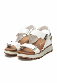 XTI Sandalias con plataforma - white