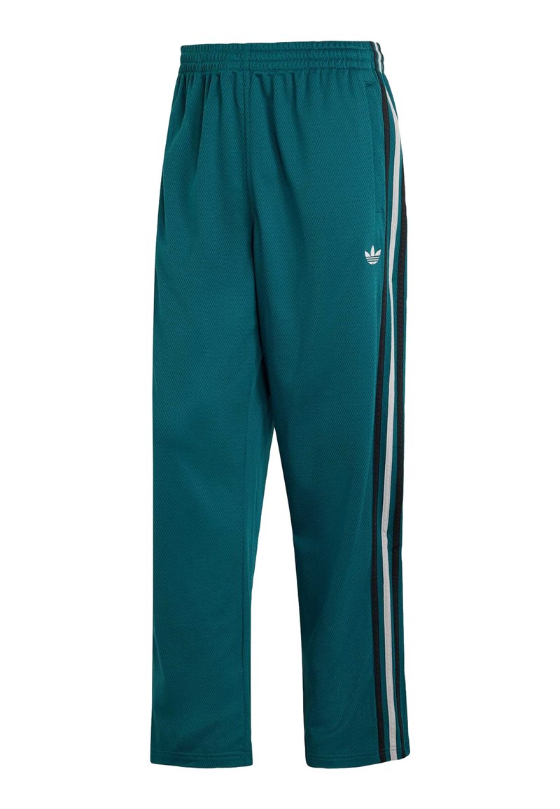 Türkisfarbene Jogginghose mit elastischem Bund, Seitentaschen und drei seitlichen Streifen in Schwarz, Weiß und Grau, mit kleinem weißen Adidas-Logo.