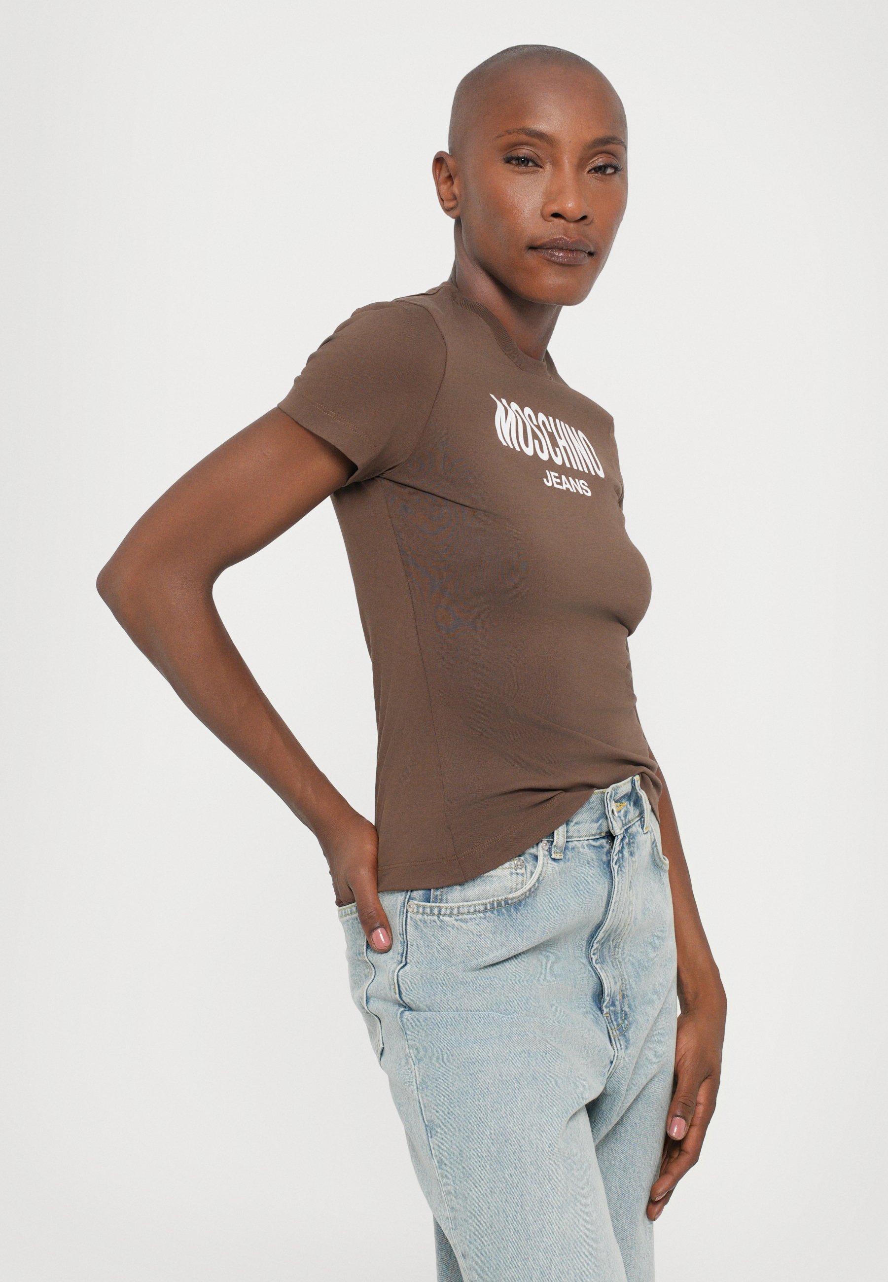 MOSCHINO JEANS Print T-shirt - brown - Zalando.co.uk