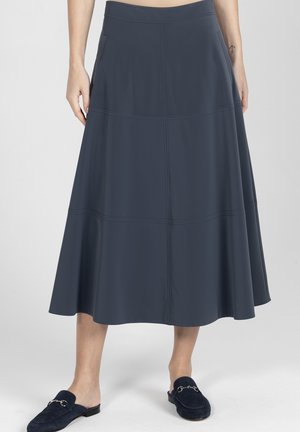 - Spódnica trapezowa