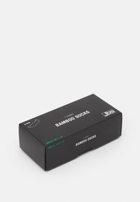 Schwarze Verpackung für Bambussocken mit grüner Schrift, die 7 Paare auflistet, Größenoptionen: M 41-44 / 7-10. Minimalistisches Design mit einfachen Grafiken.