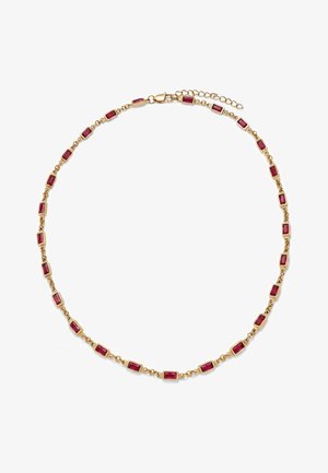 Goldene Halskette mit gleichmäßig verteilten rechteckigen roten Edelsteinen und einem Karabinerverschluss mit verstellbarer Verlängerungskette.