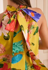 Next TALL SLEEVELESS - Nappali ruha - kew collection ochre yellow floral
