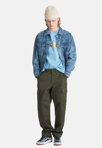 Vans BACKSPIN - Camiseta estampada - bright blue