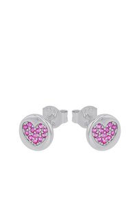 Pendientes de stud en forma de corazón de plata con rhinestones rosa, montados en un diseño de bisel redondo y suave. Cierre de tipo post sencillo.