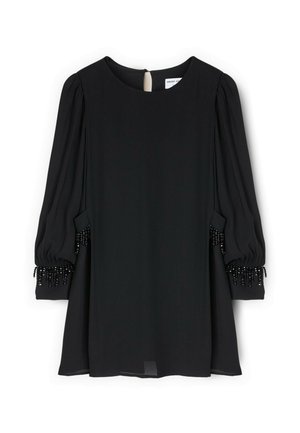 Blusa nera con scollatura tonda, maniche lunghe a sbuffo e dettagli con perline sui polsini. Realizzata in tessuto leggero con vestibilità comoda.