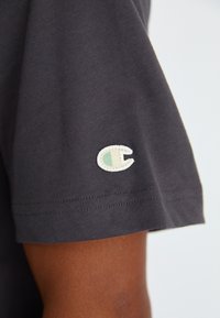 Champion Rochester CREW NECK UNISEX - Basic póló - pha