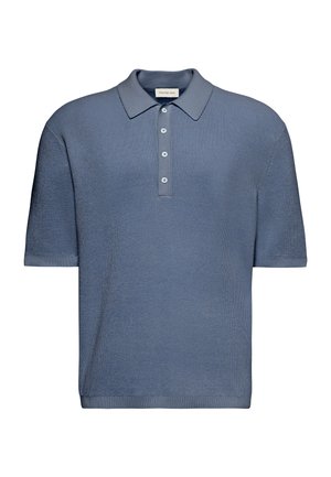 Niebieska dzianinowa koszulka polo z krótkim rękawem, z teksturowanym wzorem, czterema białymi guzikami i klasycznym kołnierzem, oznaczona marką Calvin Klein Jeans.