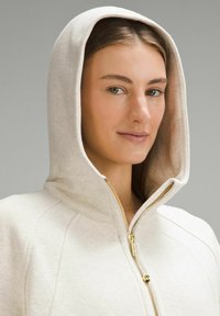 lululemon SCUBA OVERSIZED HALF-ZIP - Mikina s kapucňou - heathered bone gold