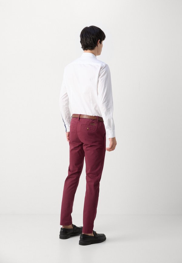 GOVER - Chinos - zinfandel4