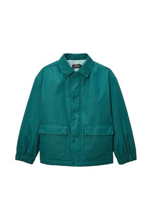 Veste en coton teal avec col, fermeture à boutons sur le devant et poches latérales. Elle présente des poignets élastiqués et un design léger.