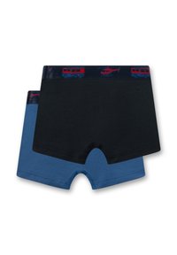 Zwei Paar Baumwoll-Boxershorts: eines in Schwarz und eines in Blau, beide mit einem bedruckten Bund mit roten und blauen Fahrzeugmustern.