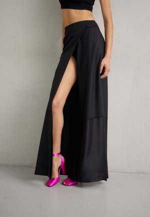 Victoria Beckham INFINITY SKIRT - Maxisukňa - black