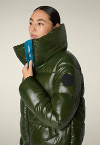 Save the duck ISLA - Vinterjacka - pine green