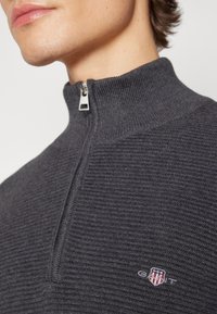 GANT Strickpullover - mottled grey