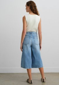 Next Džinsa auduma šorti - mid blue denim