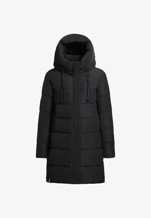 Svart vadderad jacka med hög krage och huva. Har en framsida med dragkedja, två sidofickor och ett quiltat mönster. Slät textur.