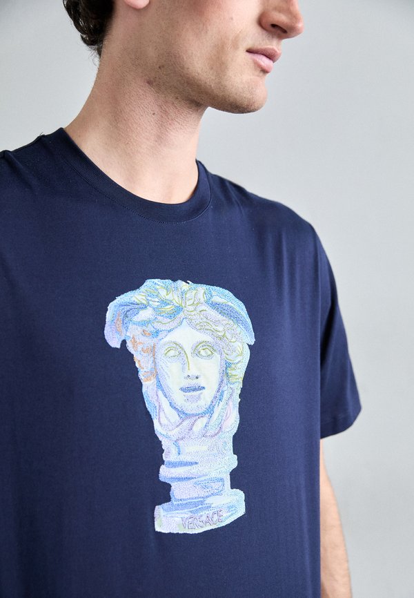 MEDUSA GALLERY EMBROIDERY - Print T-shirt2
