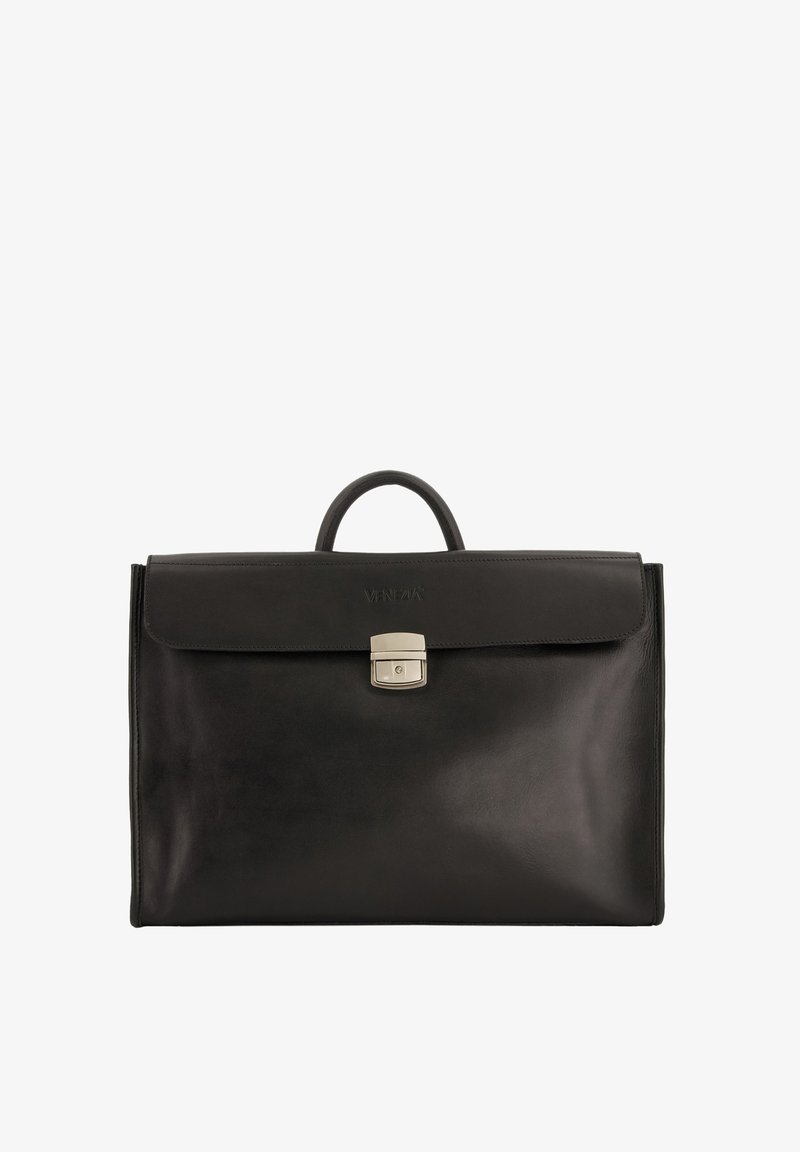 Sort læder dokumentmappe med en glat overflade, rektangulær form, et håndtag på toppen og en silverlås; indeholder prægede logoer på fronten.