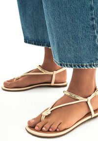 Kazar - FRIDAY - T-bar sandals - beige Thumbnail Image 1