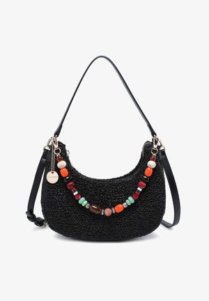 Sac à épaule noir texturé avec poignée courte, bandoulière longue amovible et décoration en chaîne de perles multicolores sur le devant.