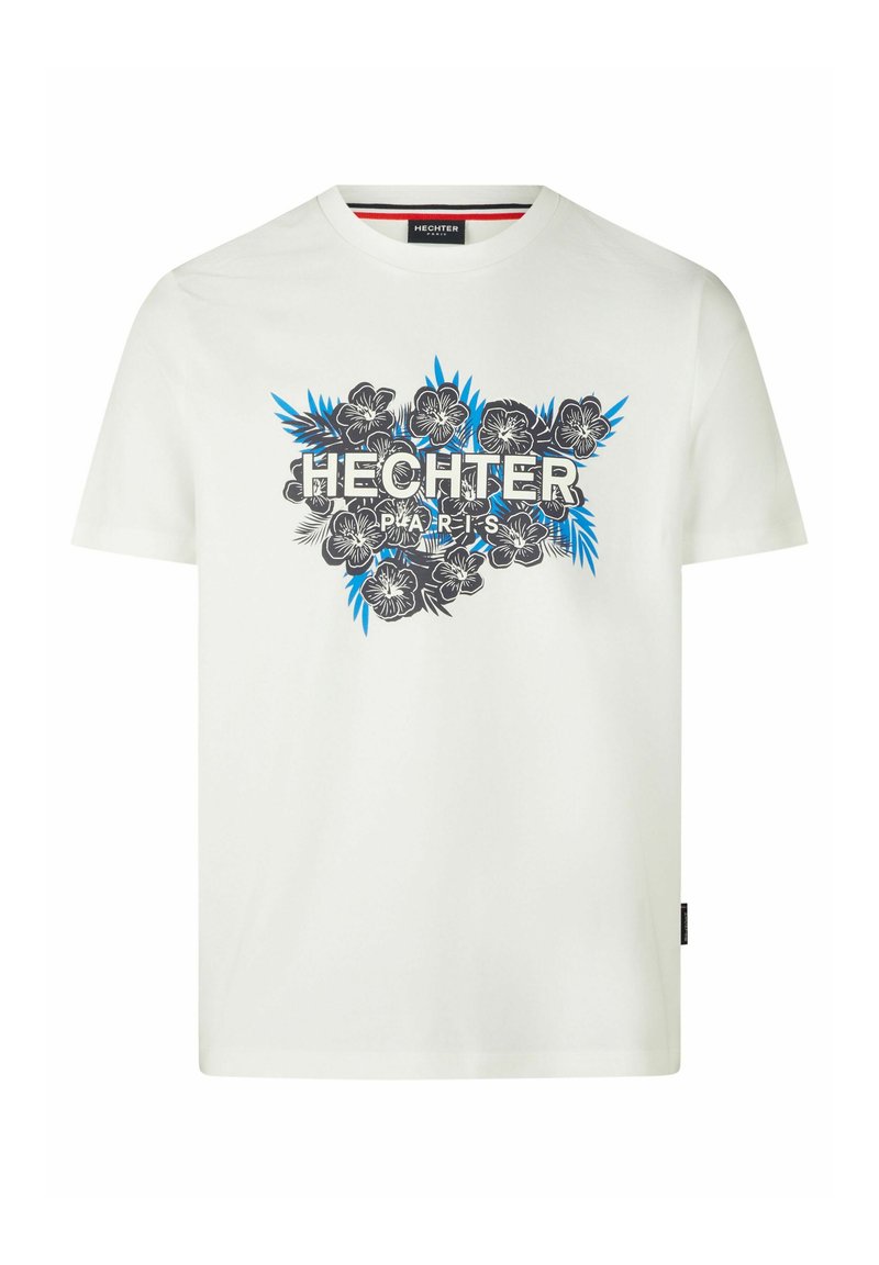 Witte katoenen t-shirt met een bloemig ontwerp in zwart en blauw, met de tekst "HECHTER PARIS" centraal weergegeven. Korte mouwen en ronde hals.