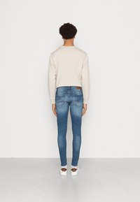 Jack & Jones Jjimike Jjoriginal SBD 131 Pantalon en Jean, Bleu Denim, 31W x 34L Homme dès 47,05