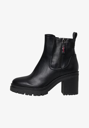 s.Oliver, Bottines à talons hauts - black