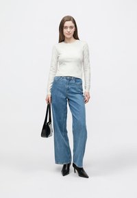 Guess Pulover - wind cloud