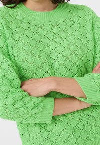 Kaffe Neule - green