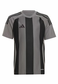 Grijs en zwart gestreept sportshirt, korte mouwen, ronde hals, gemaakt van ademend materiaal, met Adidas-logo en AeroReady-detail.