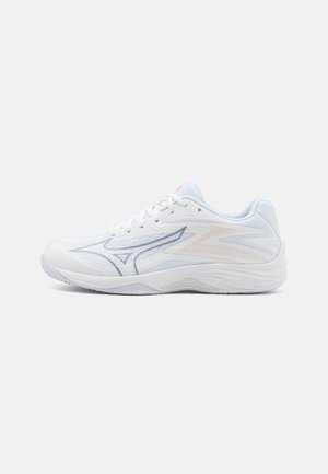 Mizuno THUNDER BLADE Z - Volleyball shoes - white/aleutian/cloud pink