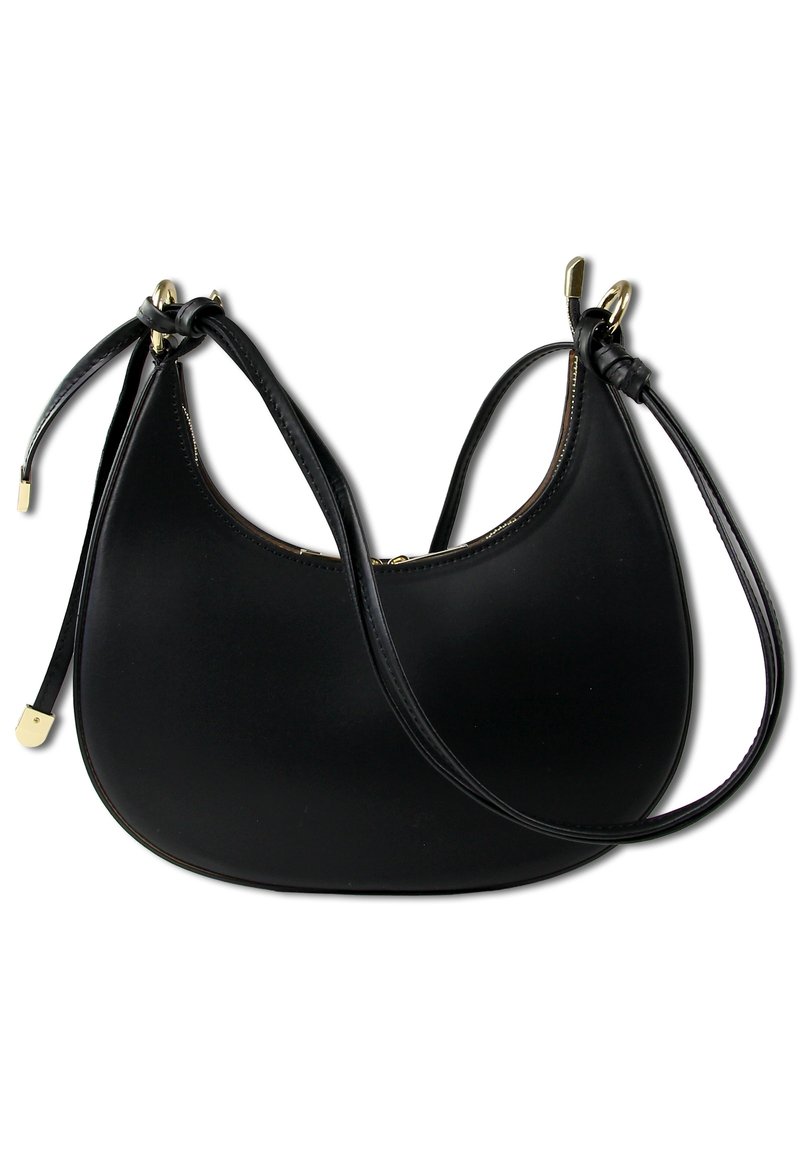 Zwarte leren handtas met een gebogen, halve maanvorm. Voorzien van twee verstelbare bandjes en gouden metalen accenten. Gladde textuur met een ritssluiting.