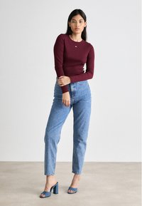 Tommy Jeans SLIM ESSENTIAL - T-shirt à manches longues - deep rouge