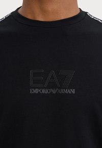 EA7 Emporio Armani T-shirt basic - black
