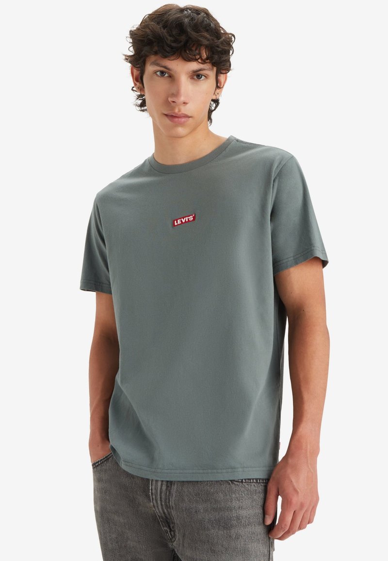Levi's® RELAXED BABY TAB - Základné tričko - fir