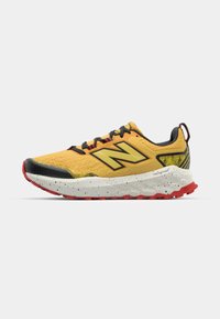 FRESH FOAM X GAROÉ V2 - Løbesko til landevejen - marmalade