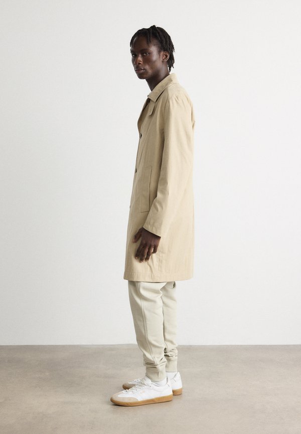 CLARK - Trenchcoat - light beige