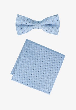 Hellblauer Fliegenknoten und passendes Einstecktuch, beide mit einem geometrischen Muster mit kleinen blauen und weißen Akzenten, gefertigt aus Textilmaterial.