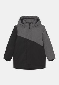Černá a šedá prošívaná bunda s kapucí, s diagonálním rozdělením, předním zipem a bočními kapsami. Hladká textura látky.