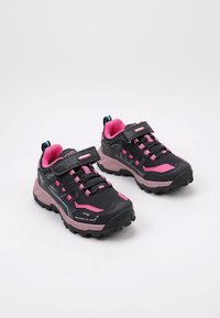 Joma JENOW - Zapatillas - black