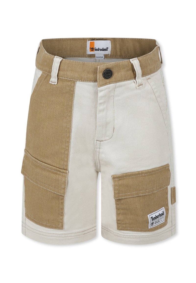 Pantaloni cargo in cotone color sabbia e bianco sporco, dotati di tasche laterali doppie, chiusura con bottone e etichetta Timberland sul retro.