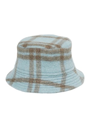 Jasnoniebieski kapelusz typu bucket z brązowo-szarym wzorem w kratę i przeszywanym rondem.