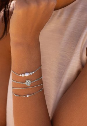 My Jewellery, DOUBLE BRACELET WITH BEADS AND NATURAL PEARLS - Pulsera - zilver stainless steel