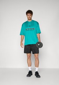 adidas Sportswear TIRO TEE - Marškinėliai su spaudiniu - pure teal/black