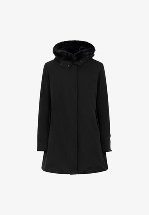 Parka nera con cappuccio foderato in pelliccia sintetica, chiusura frontale a pressione e tasche laterali. Il tessuto ha una texture liscia e una silhouette dritta.